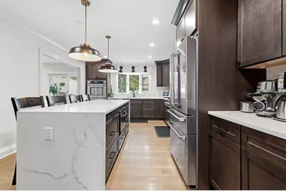 25 Clearwater Rd, Brookline, MA 02467 - Photo 11