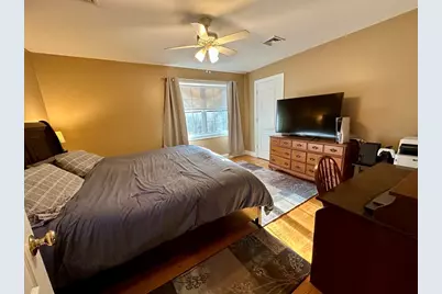 1007 Mount Pleasant St, New Bedford, MA 02745 - Photo 17