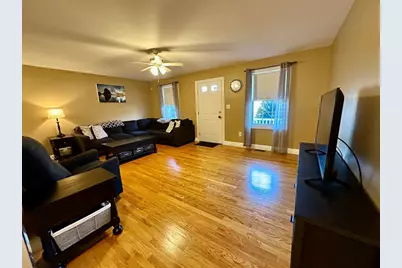 1007 Mount Pleasant St, New Bedford, MA 02745 - Photo 15