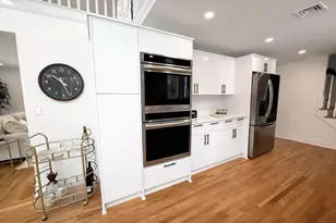 576 Grove St, Framingham, MA 01701 - Photo 7