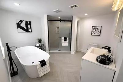 576 Grove St, Framingham, MA 01701 - Photo 17