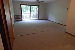 340 Sunderland Rd, Worcester, MA 01604 - Photo 3