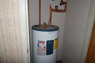 340 Sunderland Rd, Worcester, MA 01604 - Photo 13