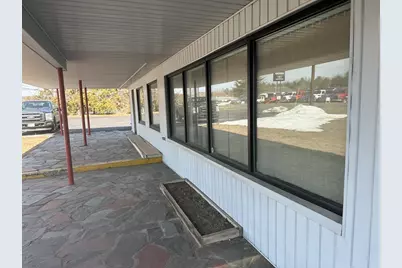 901 Southampton Rd, Westfield, MA 01085 - Photo 5