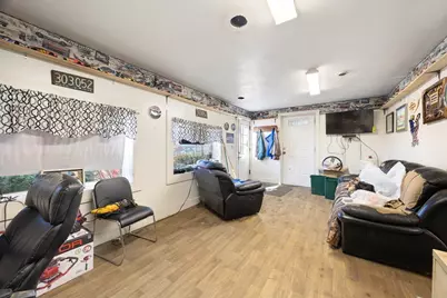 405 East Main Street, Orange, MA 01364 - Photo 25