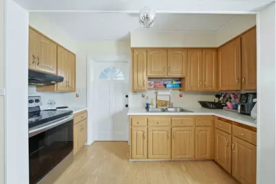 16 Thorndike St, Revere, MA 02151 - Photo 7