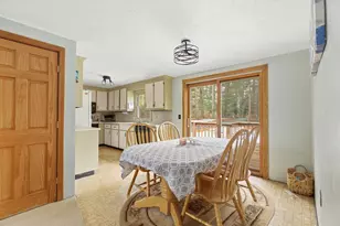 10 Wapping Rd, Kingston, MA 02364 - Photo 3