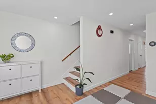 5257 Washington St, Boston, MA 02132 - Photo 5