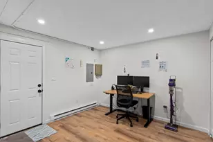 5257 Washington St, Boston, MA 02132 - Photo 17