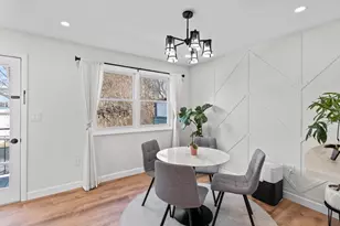 5257 Washington St, Boston, MA 02132 - Photo 9
