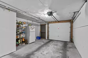 5257 Washington St, Boston, MA 02132 - Photo 19