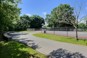 5257 Washington St, Boston, MA 02132 - Photo 25