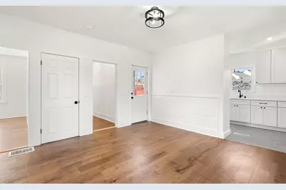 2 Maple St, Shirley, MA 01464 - Photo 7