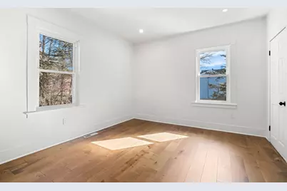 2 Maple St, Shirley, MA 01464 - Photo 13