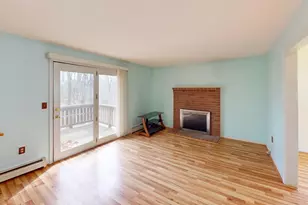 127 Cortland Cir, Leominster, MA 01453 - Photo 9