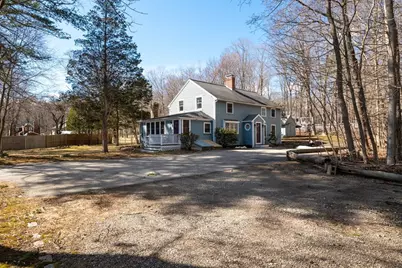 133 Topsfield Rd, Ipswich, MA 01938 - Photo 1