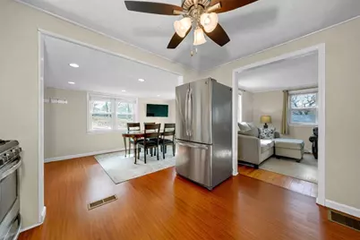 18 Fox Hill Rd, Billerica, MA 01821 - Photo 9