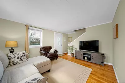 18 Fox Hill Rd, Billerica, MA 01821 - Photo 5