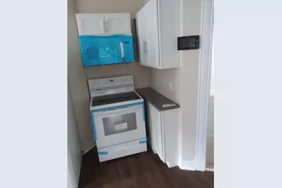 13 King St, Taunton, MA 02780 - Photo 5