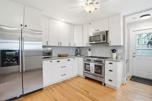 34 Bradford Rd, Watertown, MA 02472 - Photo 3