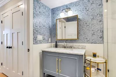 1721 Centre St #402, Boston, MA 02132 - Photo 27