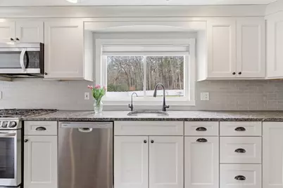 187 Pike Street, Tewksbury, MA 01876 - Photo 9