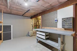 187 Pike St, Tewksbury, MA 01876 - Photo 35