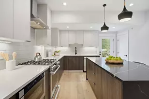 82 Willow Ave, Somerville, MA 02144 - Photo 13