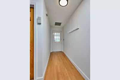 204 Countryside #204, Greenfield, MA 01301 - Photo 7