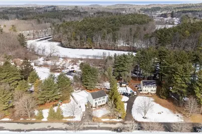 39 Unicorn Cir, Amesbury, MA 01913 - Photo 3