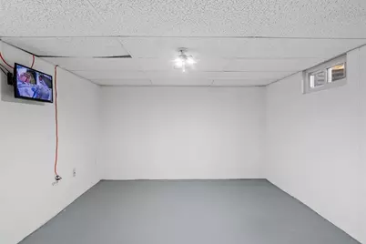 1 Perry Ave #1, Lawrence, MA 01841 - Photo 23