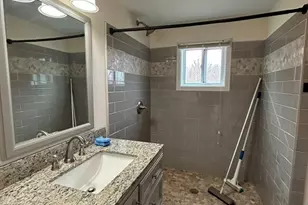 80b S Main St, Freetown, MA 02702 - Photo 27