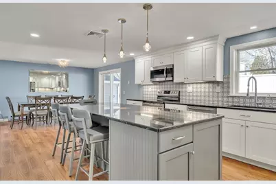 10 Gately Dr, Woburn, MA 01801 - Photo 3