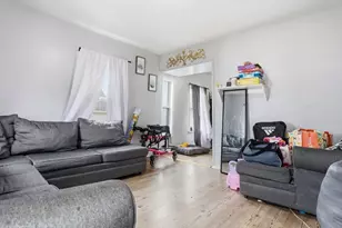 208 State St, New Bedford, MA 02710 - Photo 5