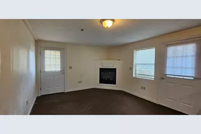 19 McDonald Street #B, Spencer, MA 01562 - Photo 5