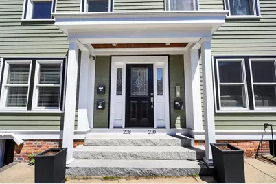 208-210 W 7th Street #1, Boston, MA 02127 - Photo 17