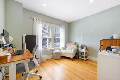 208-210 W 7th Street #1, Boston, MA 02127 - Photo 13