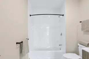 375 Cummins Hwy, Boston, MA 02131 - Photo 9