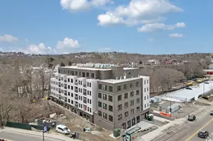 375 Cummins Hwy, Boston, MA 02131 - Photo 21