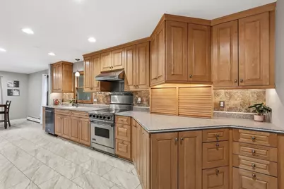 6 Madison Ave, Southampton, MA 01073 - Photo 11