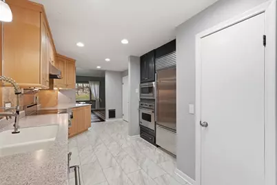 6 Madison Ave, Southampton, MA 01073 - Photo 13