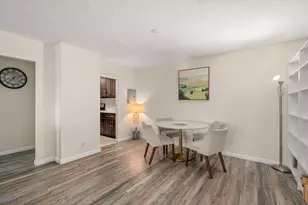 33 Pond Ave, Brookline, MA 02445 - Photo 5