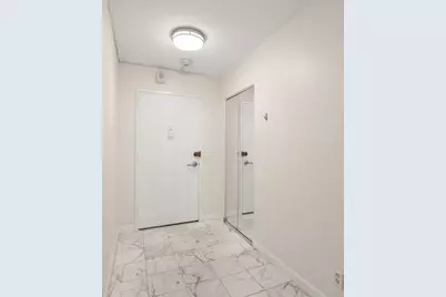 33 Pond Ave #919, Brookline, MA 02445 - Photo 17