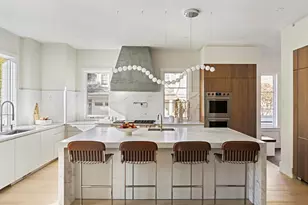 56 Bigelow Rd, Newton, MA 02465 - Photo 9