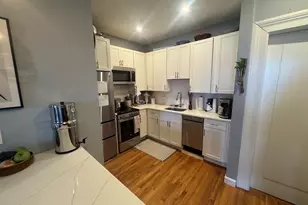 464 Beacon St, Boston, MA 02115 - Photo 3