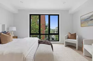 118 B St, Boston, MA 02127 - Photo 5