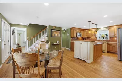 13 Woodlawn Dr, Sturbridge, MA 01566 - Photo 7