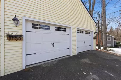 13 Woodlawn Dr, Sturbridge, MA 01566 - Photo 3