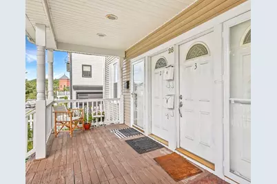 28 Robbins St #2, Waltham, MA 02453 - Photo 3