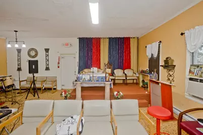 193 Elm, Holyoke, MA 01040 - Photo 7